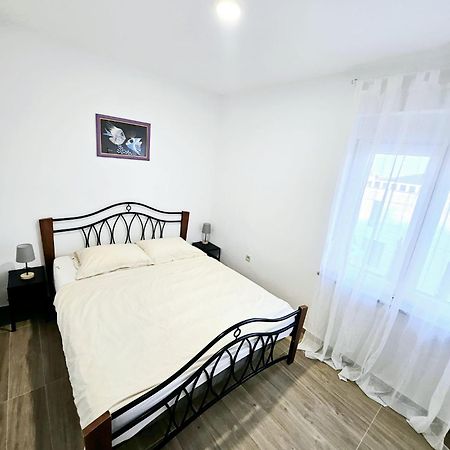 Apartment Lovre Zadar Buitenkant foto